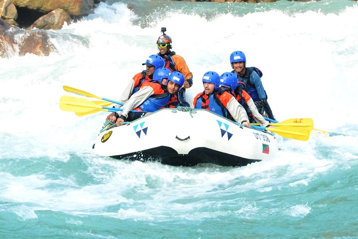 Half-day white water rafting on the Ganges in Rishikesh, Rishikesh