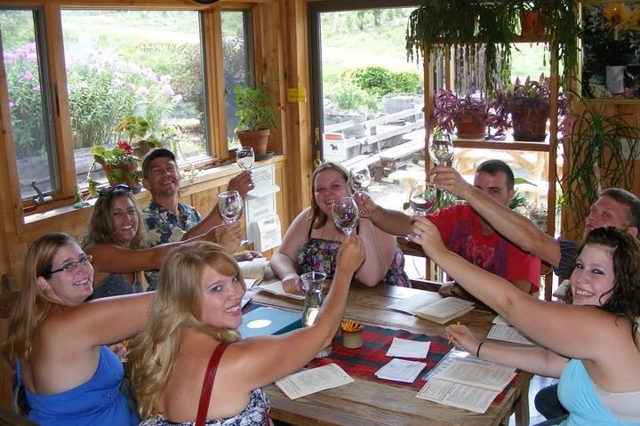 Customisable Canandaigua Lake wine and brewery tour, Rochester