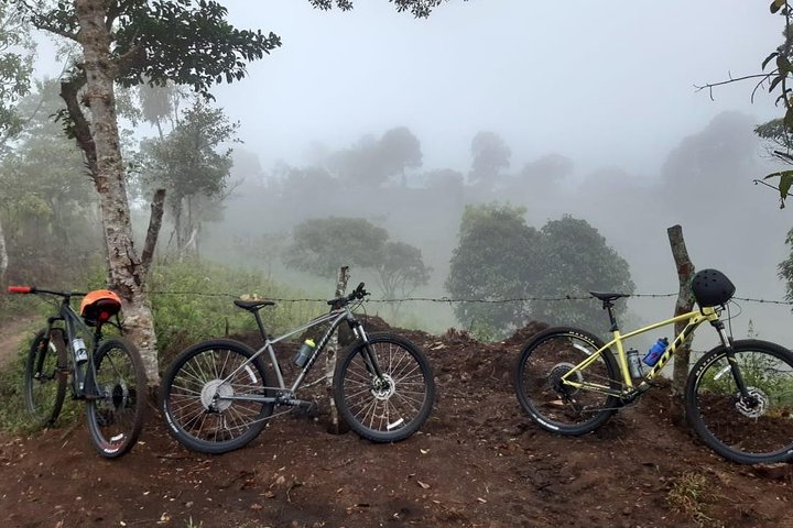 Little slice of heaven route, San Agustin
