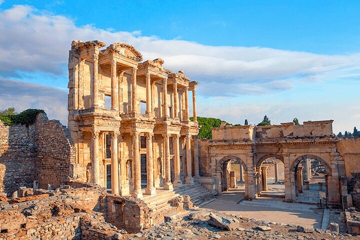 Private Ephesus & House of Virgin Mary Tour from Kusadasi Port, Selçuk