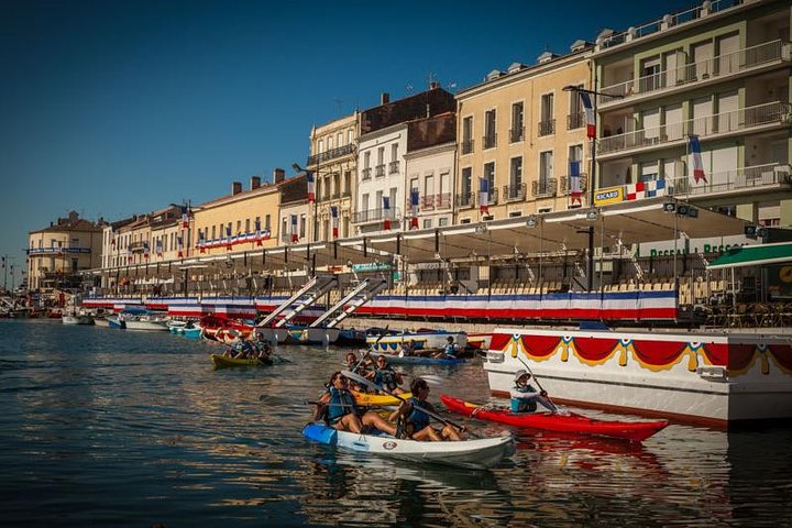 3 Hour Sea Kayak Trip in the Canals of Sete, Sete
