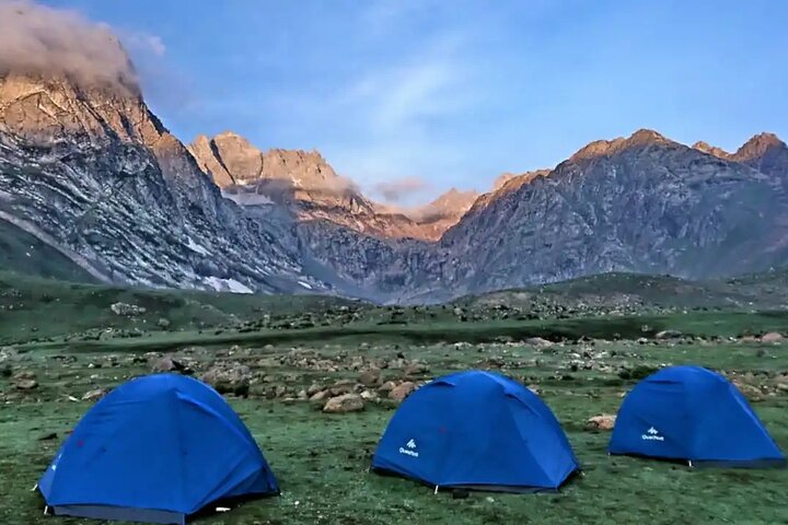Kolahoi Glacier trek in Kashmir, Srinagar