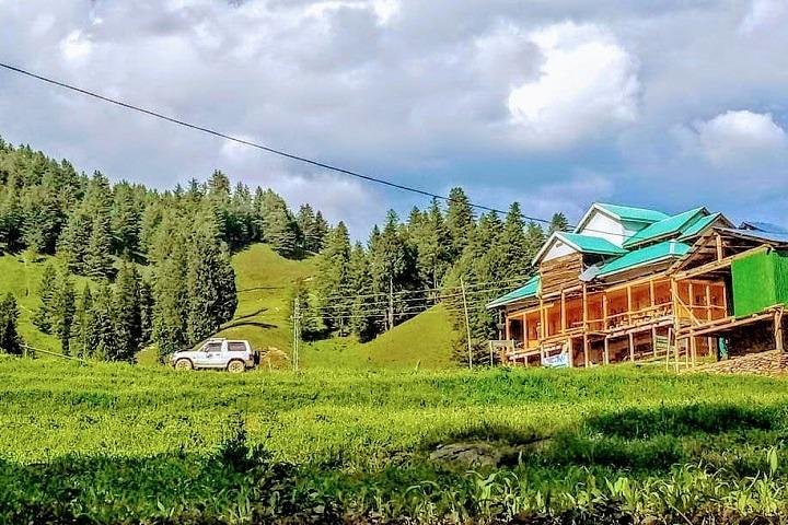 Kashmir private tour — 7 nights and 8 days, Srinagar