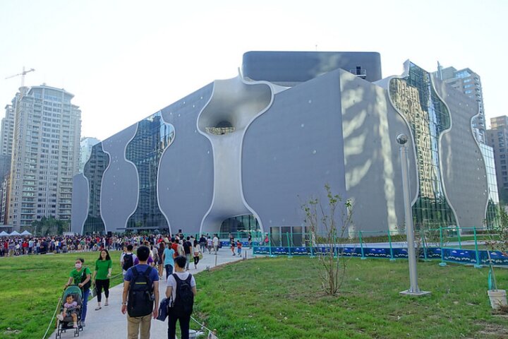 Rainbow Village, Gaomei Wetland and Wuqi Cultural Branch Day Tour, Taichung