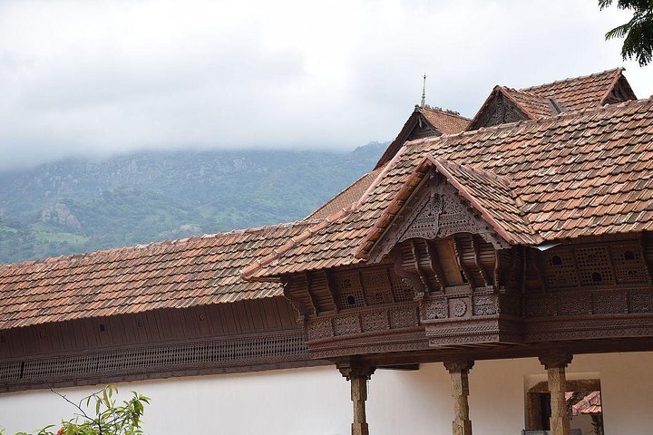 Padmanabhapuram Palace visit with lunch from Thiruvananthapuram, Trivandrum
