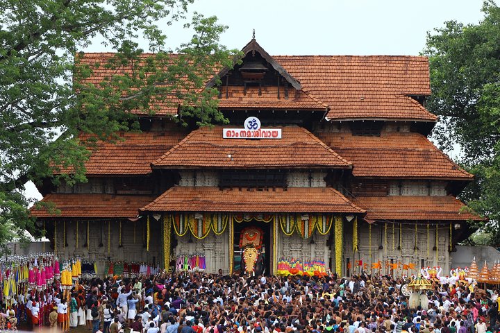 Private day trip to Varkala from Trivandrum by car, Trivandrum