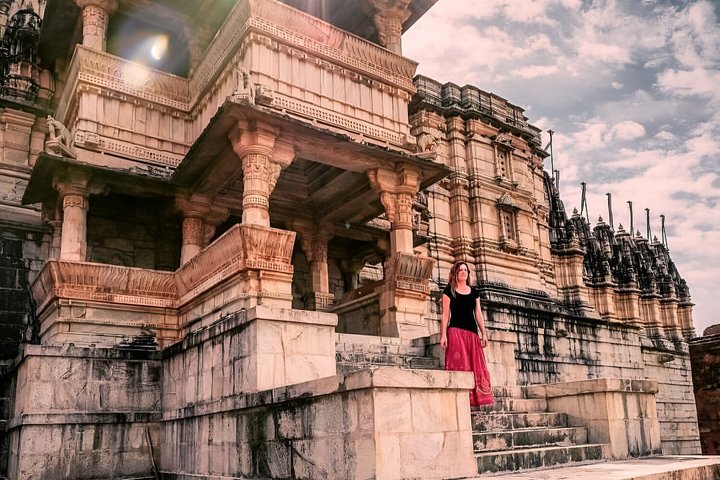 Kumbhalgarh and Ranakpur day trip from Udaipur