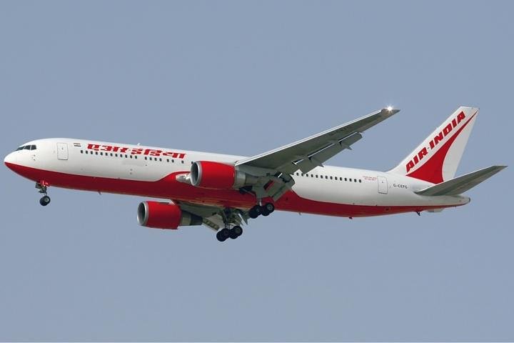 Private airport transfer from Udaipur hotel, Udaipur