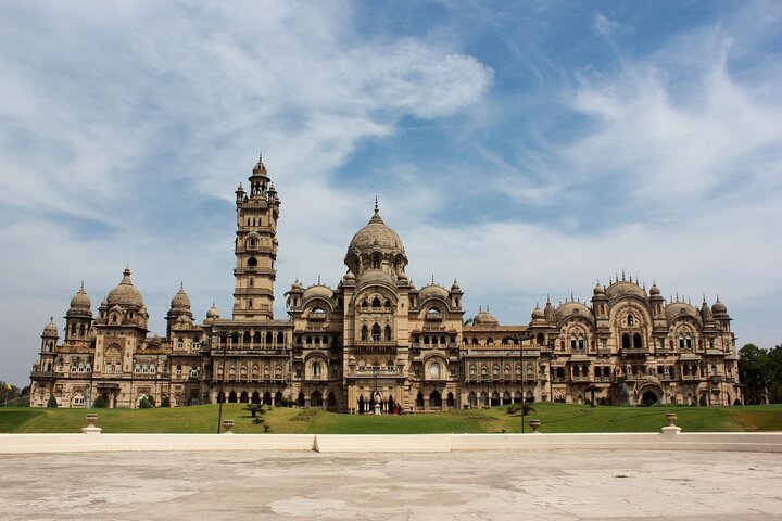 Vadodara to Ahmedabad cultural tour, Vadodara