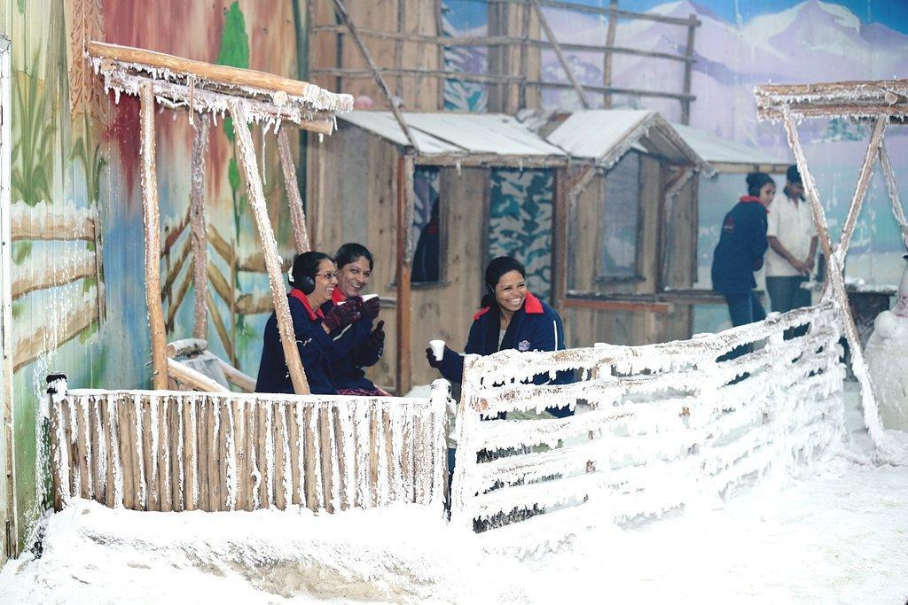 Maniar's Wonderland Snow Park — places to visit in Ahmedabad
