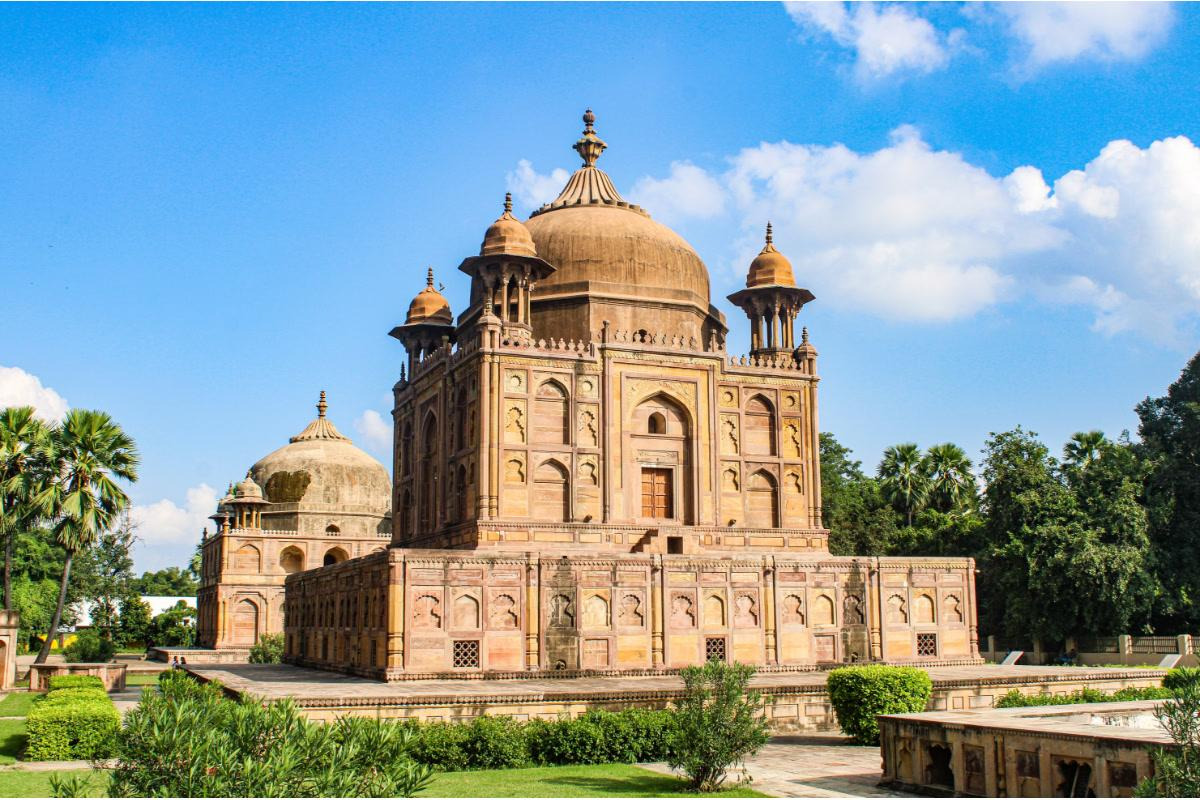 Khusro Bagh, Allahabad