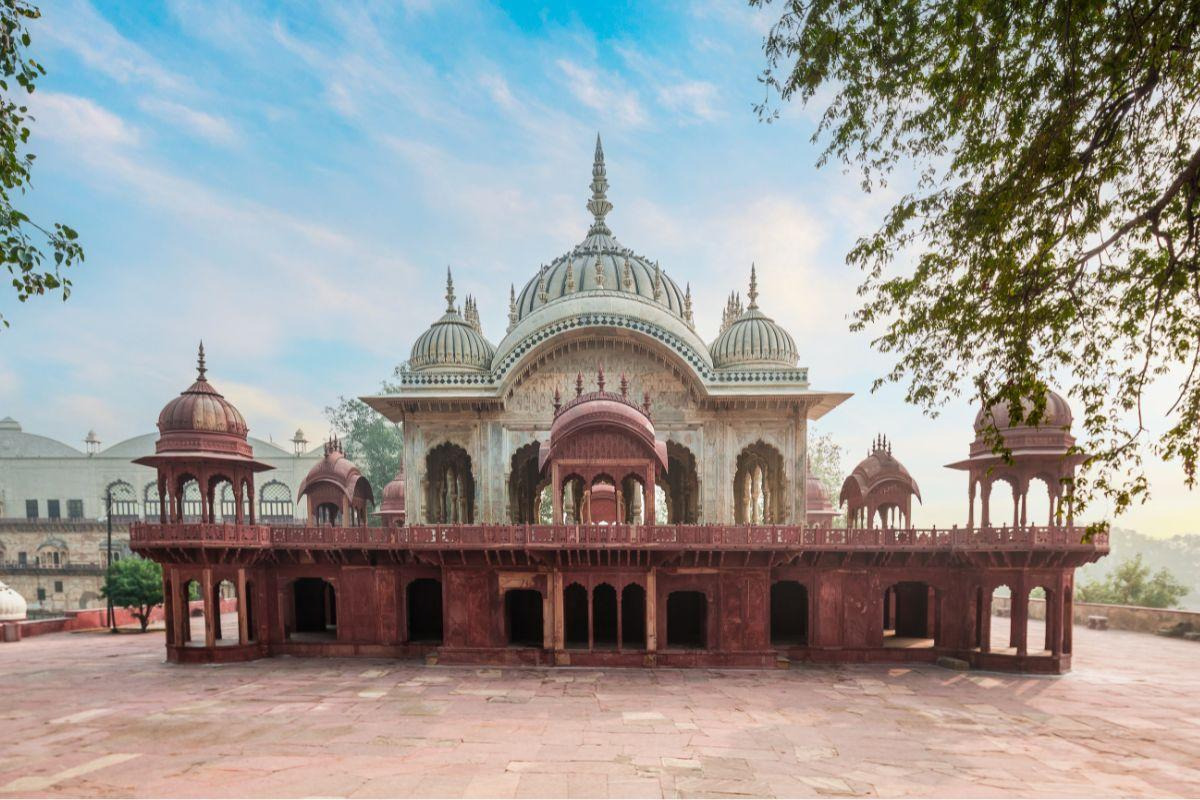Moosi Maharani ki Chhatri — places to visit in Alwar