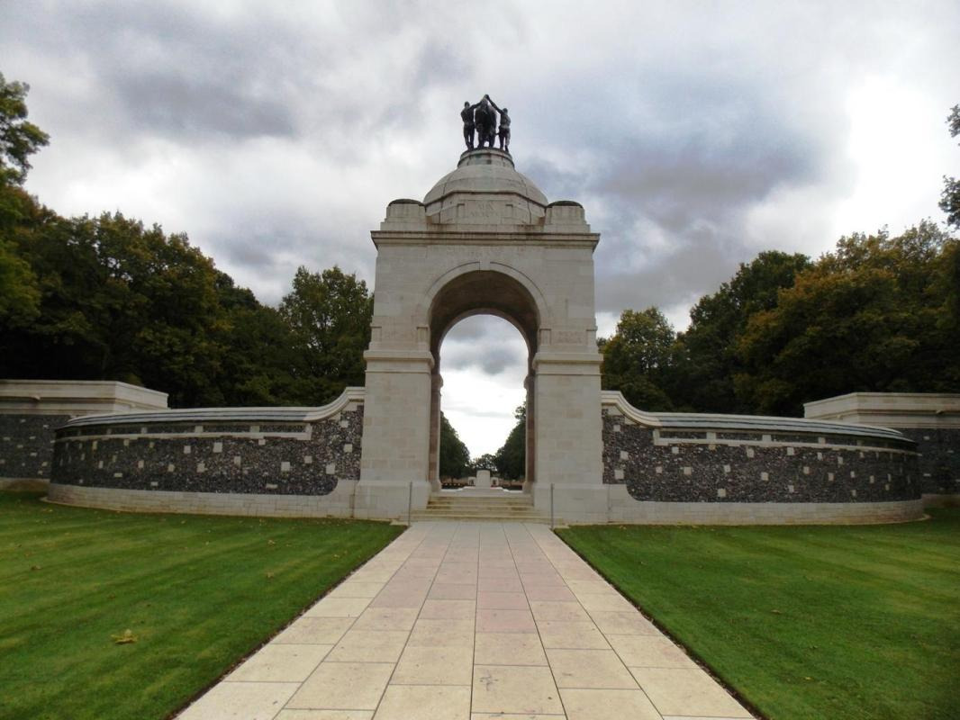 Delville Wood Cemetery — places to visit in Amiens