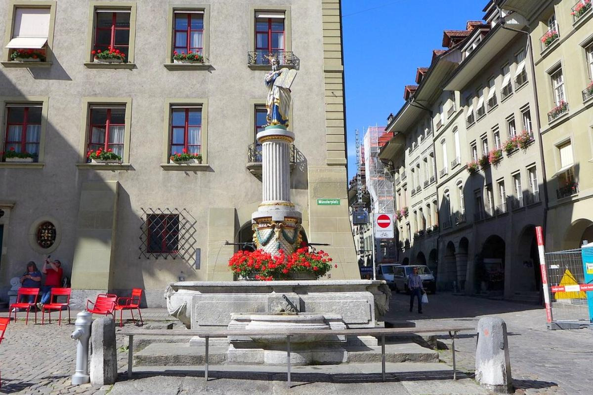 Moses Fountain (Mosesbrunnen) — places to visit in Bern