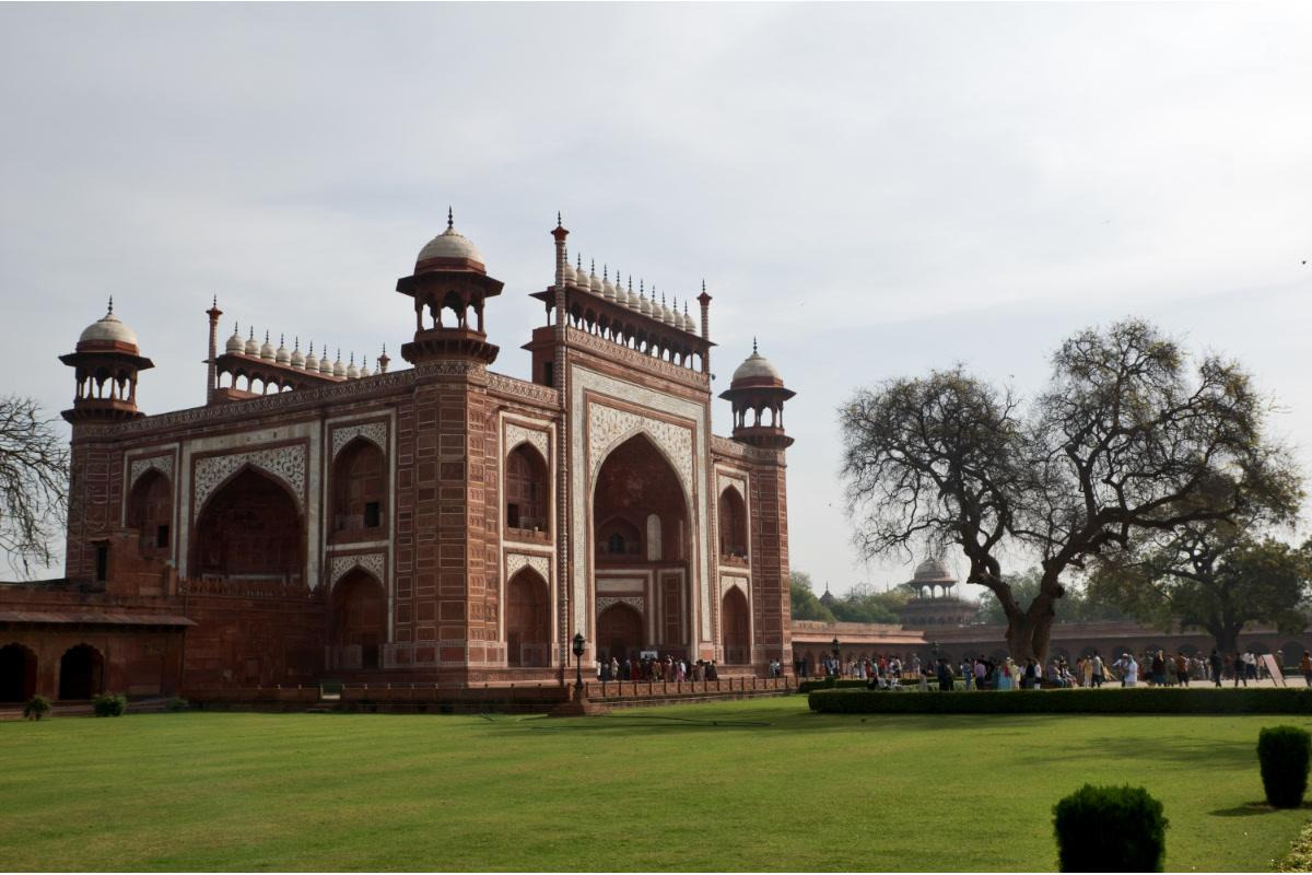 Prag Mahal — places to visit in Bhuj