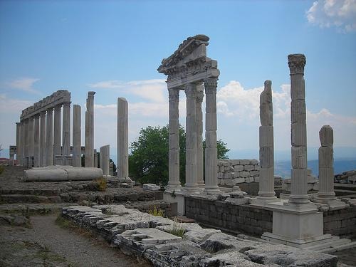 places in Dikili