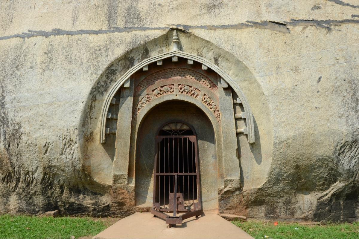 Barabar Caves — places to visit in Gaya