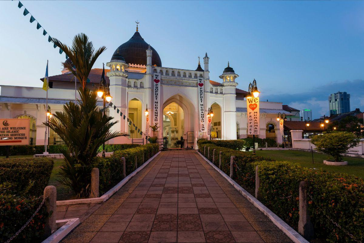 Kapitan Keling Mosque — places to visit in George Town