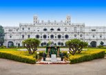 Jai Vilas Mahal (Jai Vilas Palace) in Gwalior — view 2