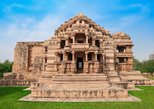 Sas-Bahu Temple in Gwalior — view 2