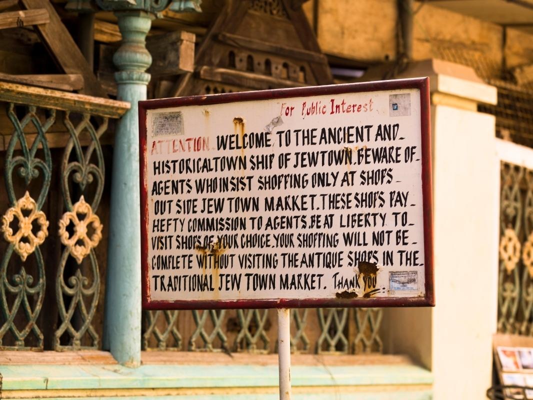 Paradesi Synagogue and Jew Town — places to visit in Kochi