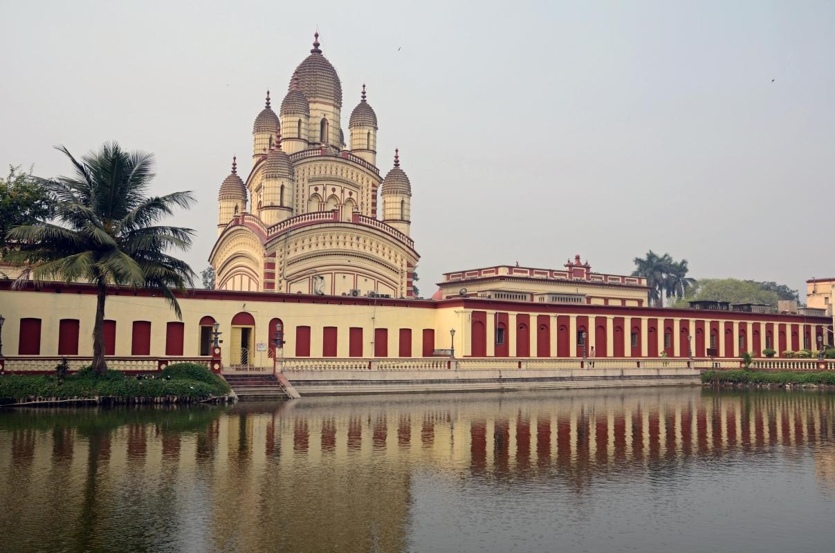 Dakshineswar Kali Temple — places to visit in Kolkata