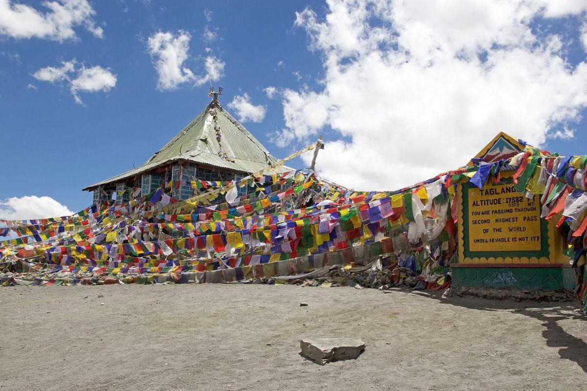 Taglang Pass (Taglang La) — places to visit in Leh