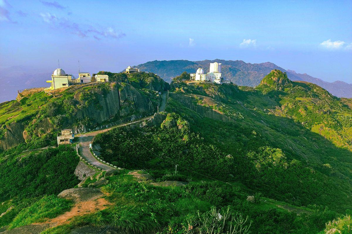 Guru Shikhar, Mount Abu