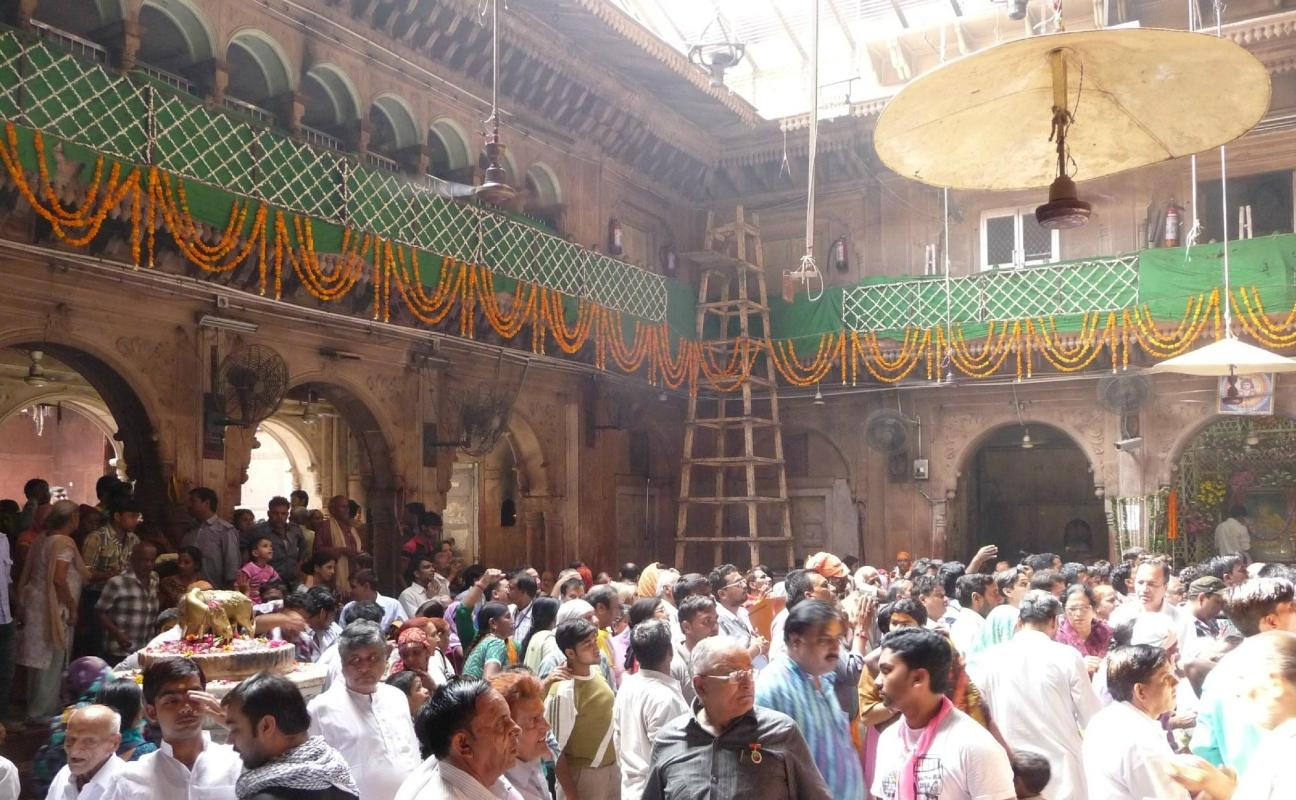 Banke Bihari Temple (Banke Bihari Mandir), New Delhi