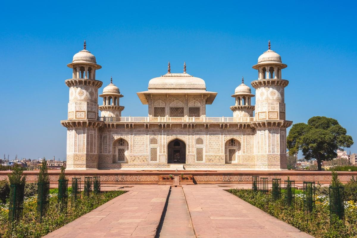 Tomb of I'timad-ud-Daulah, New Delhi
