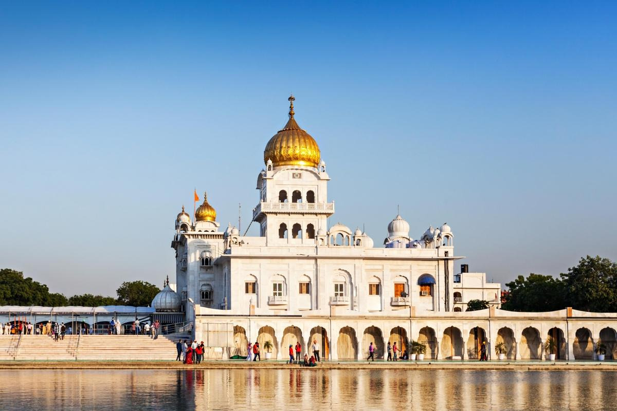 Gurudwara Bangla Sahib — places to visit in New Delhi