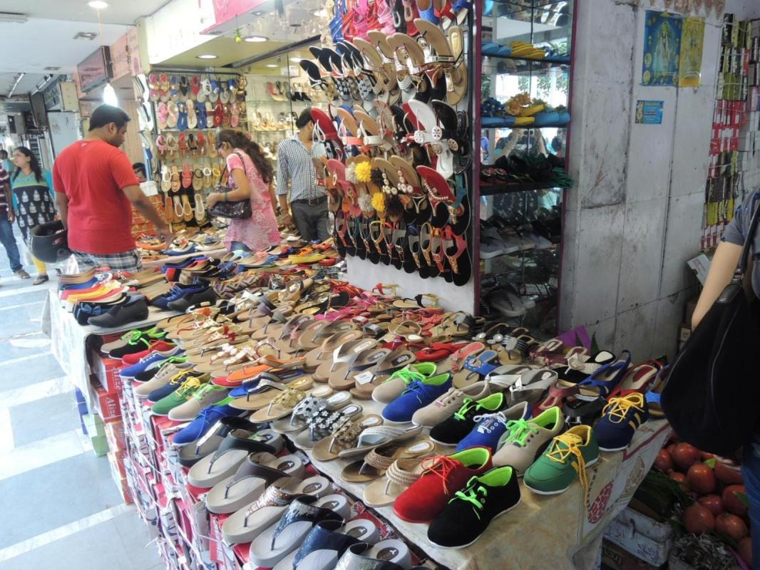 Janpath Market — places to visit in New Delhi