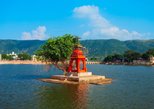 Pushkar Lake in Pushkar — view 2