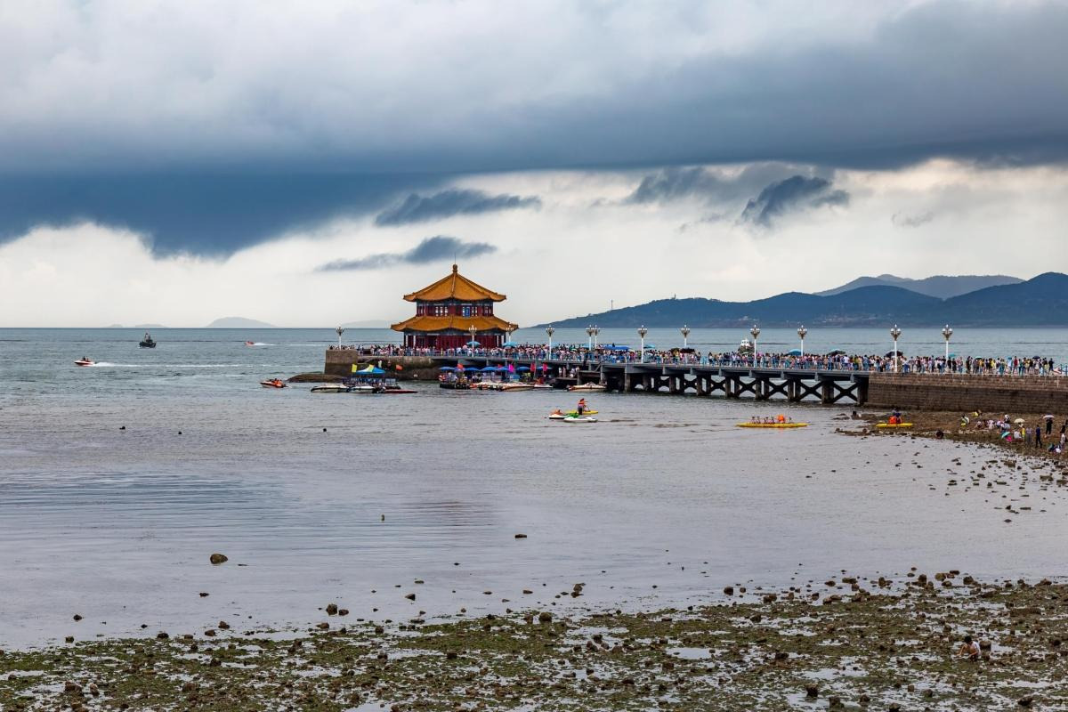Zhanqiao Pier — places to visit in Qingdao