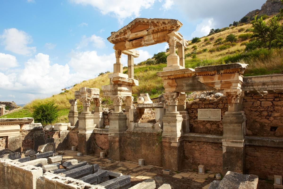 Fountain of Trajan — places to visit in Selçuk