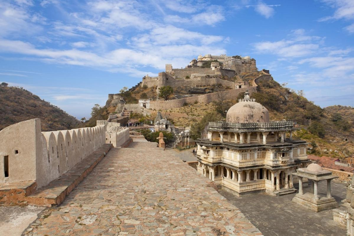 Kumbhalgarh Fort — places to visit in Udaipur