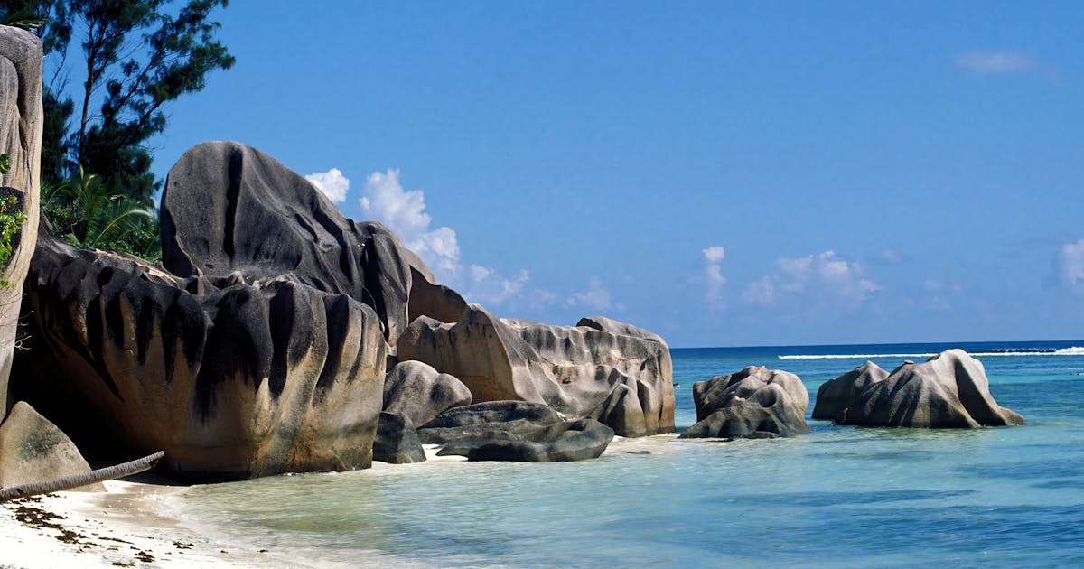La Digue Trip From London