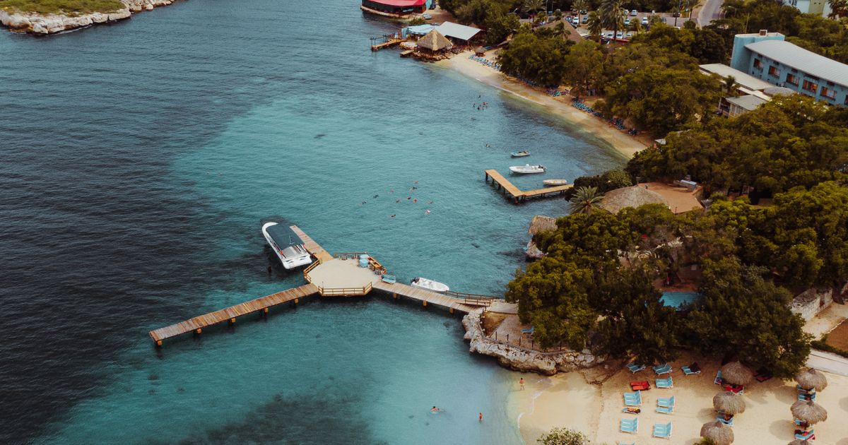 Roatan Escape — photo 5