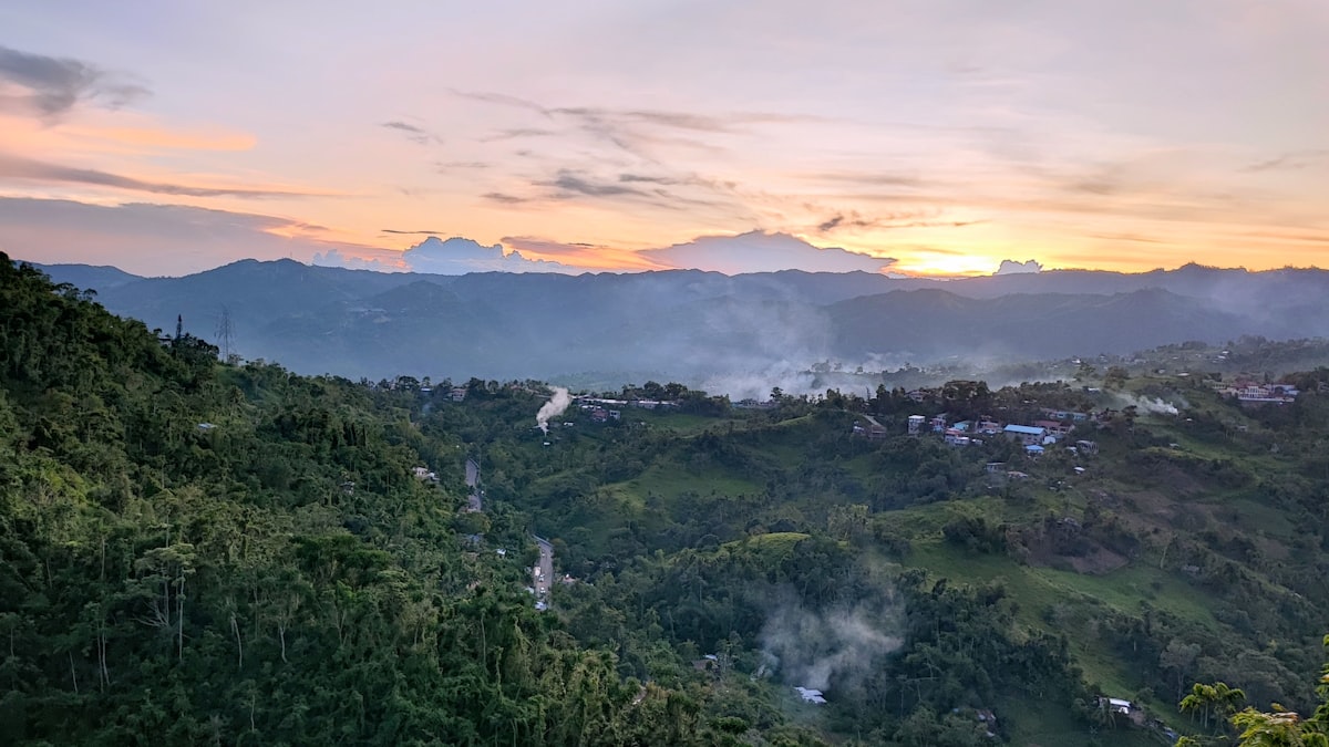 Tops Lookout, Busay